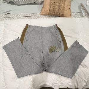 Men’s Vintage Rocawear Sweatpants